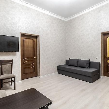 Art Balabana Apartment Lviv Exterior photo