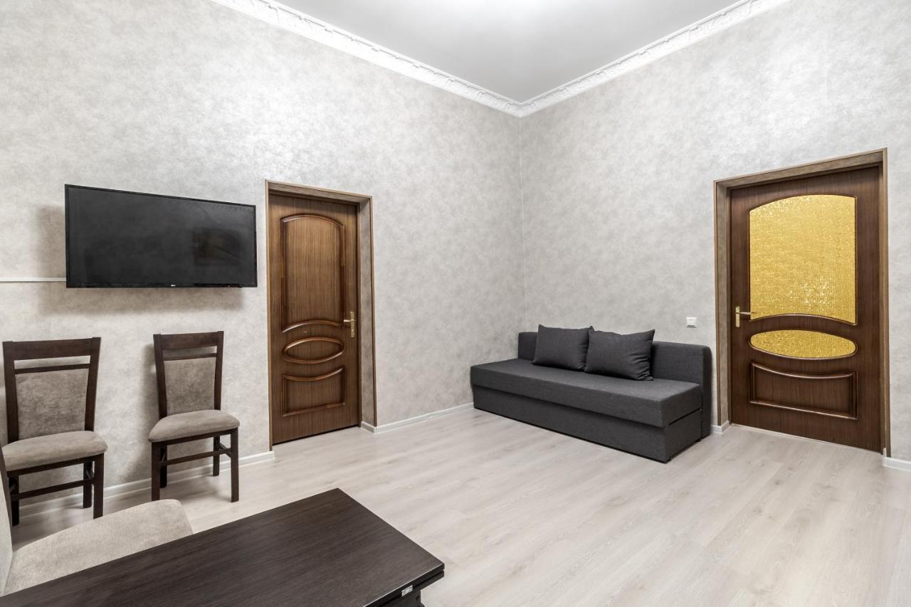 Art Balabana Apartment Lviv Exterior photo